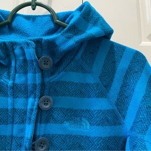 The North Face women’s hoodie turquoise striped pullover size S